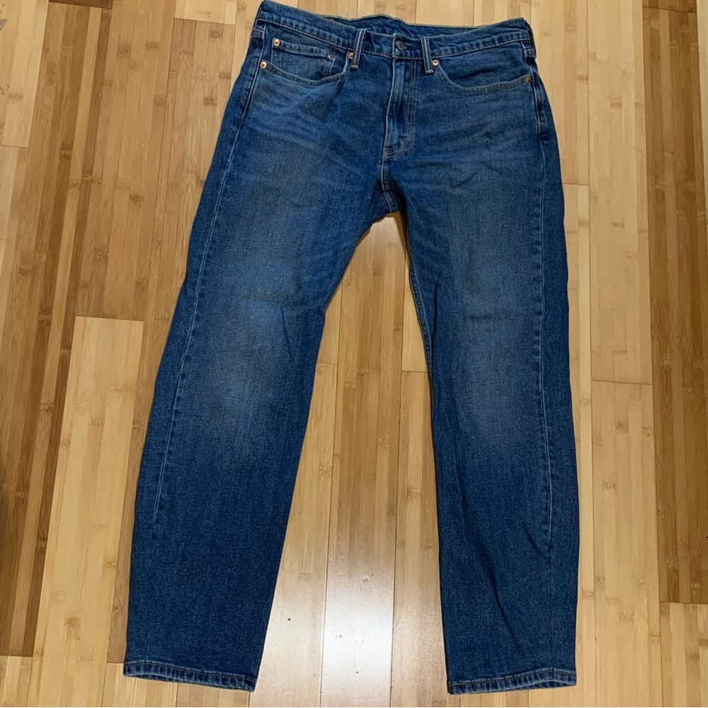 Levis jeans